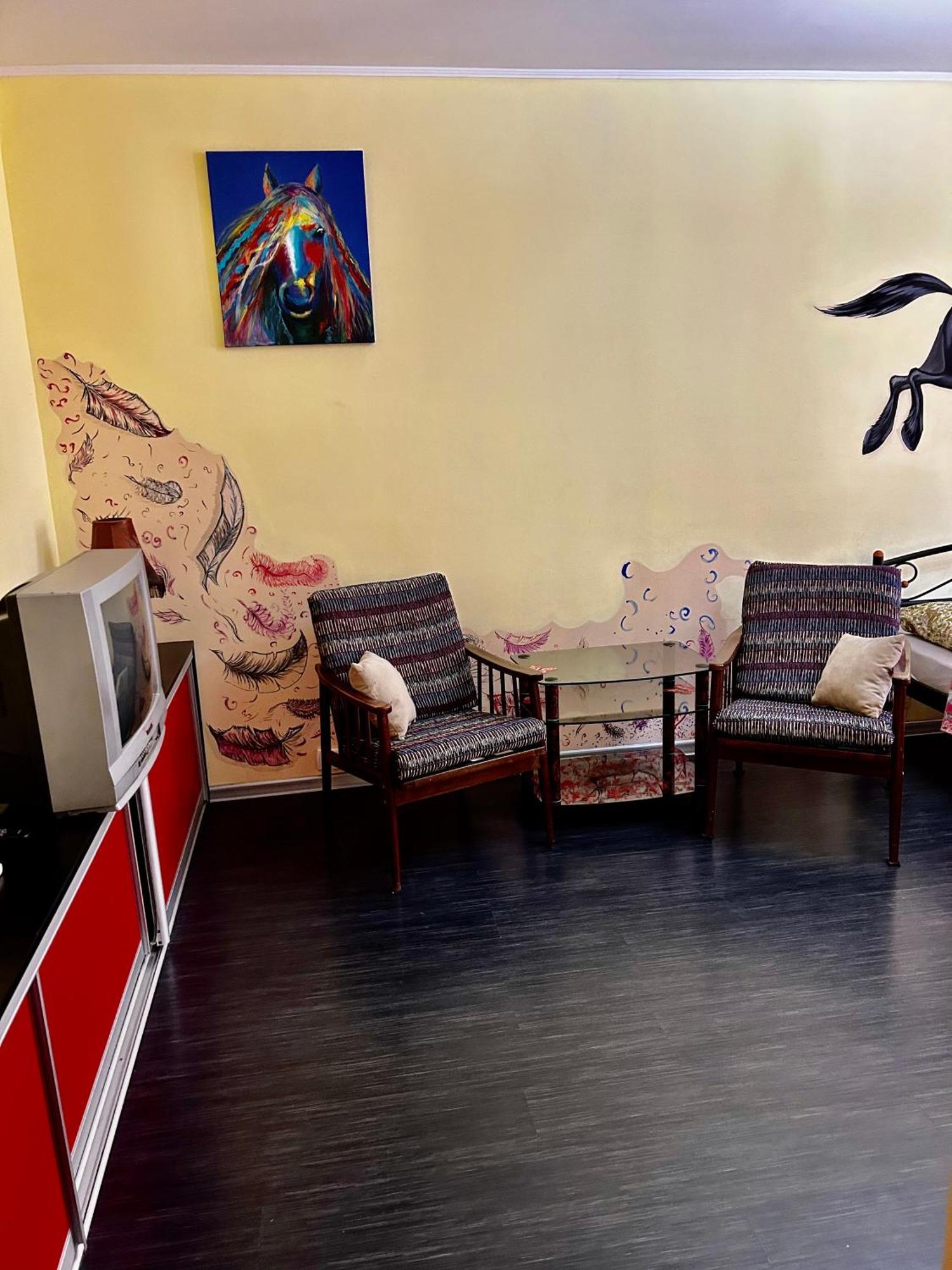 Apartment Near Train Station And Close To City Center Київ Екстер'єр фото
