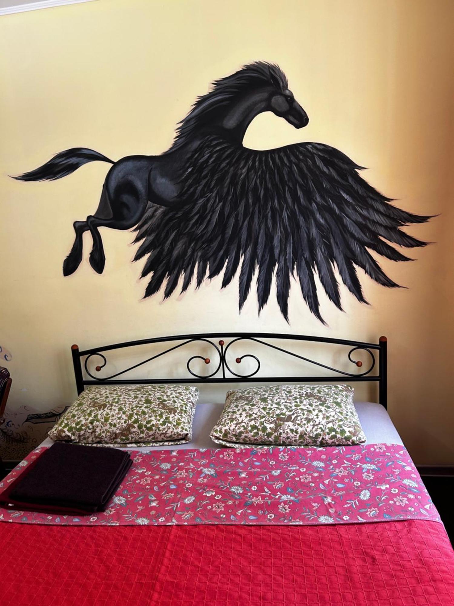 Apartment Near Train Station And Close To City Center Київ Екстер'єр фото